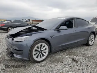 2023 Tesla Model 3 z VIN 5YJ3E1EAXPF694942, wystawiony jako Copart lot #55992335 z przebiegiem 34 490 mil mil oraz Szkoda całkowita • Salvage title. Historia ofert i sprzedaży dostępna na DreamBid. Obrazek 1.
