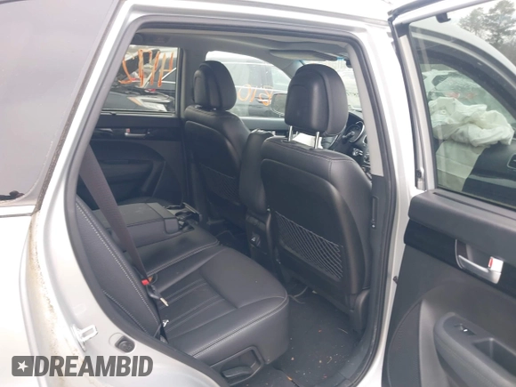2015 Kia Sorento SX with VIN 5XYKWDA73FG633458, listed as a IAAI auction lot 41728711 with 74,160 mi miles. Bid and sale history available at carsss.com. Image 8.