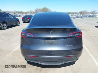2024 Tesla Model Y Performance with VIN 7SAYGDEF1RA329825, listed as a IAAI auction lot 41762602 with 3,923 mi miles and . Bid and sale history available at DreamBid. Image 17.