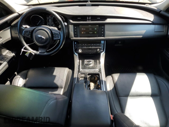 2017 Jaguar XF 35t Premium with VIN SAJBJ4BV7HCY31982, listed as a Copart auction lot 51728365 with 78,253 mi miles and Salvage Title. Bid and sale history available at DreamBid. Image 8.