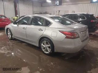 2014 Nissan Altima 2.5 SV with VIN 1N4AL3AP3EC133906, listed as a IAAI auction lot 41598697 with 155,939 mi miles. Bid and sale history available at carsss.com. Image 3.