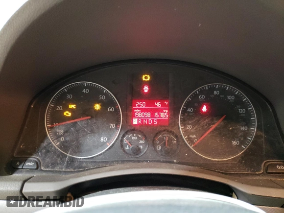 2006 Volkswagen Jetta 2.5L with VIN 3VWSF71K56M621057, listed as a Copart auction lot 45646075 with 198,098 mi miles and Salvage title. Bid and sale history available at DreamBid. Image 9.