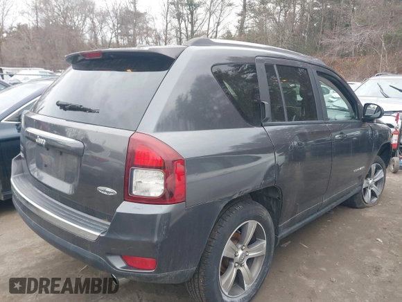 2017 Jeep Compass High Altitude with VIN 1C4NJDEBXHD193802, listed as a IAAI auction lot 41718878 with 123,949 mi miles. Bid and sale history available at carsss.com. Image 4.