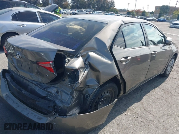 2018 Toyota Corolla L с VIN 5YFBURHEXJP845530, выставлен на аукционе IAAI как лот 42184549 с пробегом 113 379 миль миль и . История ставок и продаж доступна на DreamBid. Изображение 4.