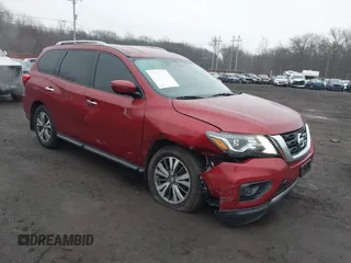2017 Nissan Pathfinder SV z VIN 5N1DR2MM5HC619649, wystawiony jako IAAI lot #41476033 z przebiegiem 94 785 mil mil oraz . Historia ofert i sprzedaży dostępna na DreamBid. Obrazek 1.