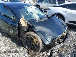 2021 Tesla Model S Long Range Plus z VIN 5YJSA1E24MF426299, wystawiony jako IAAI lot #41673498 z przebiegiem 102 035 mil mil oraz . Historia ofert i sprzedaży dostępna na DreamBid. Obrazek 6.