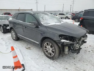 2016 Volvo XC60 T5 Premier with VIN YV4612RK5G2795873, listed as a Copart auction lot 41650255 with 0 mi miles and Salvage Title. Bid and sale history available at carsss.com. Image 4.