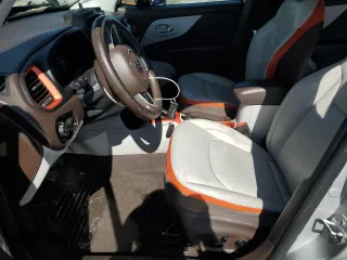 2015 Jeep Renegade Limited z VIN ZACCJADT6FPB79524, wystawiony jako Copart lot #57915315 z przebiegiem 73 810 mil mil oraz Szkoda całkowita • Salvage title. Historia ofert i sprzedaży dostępna na DreamBid. Obrazek 7.