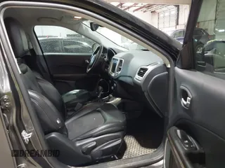 2018 Jeep Compass Latitude with VIN 3C4NJDBB9JT116391, listed as a IAAI auction lot 41953729 with 129,331 mi miles and . Bid and sale history available at DreamBid. Image 5.