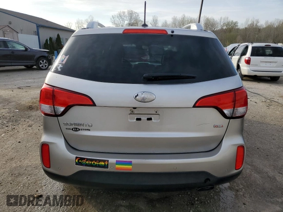 2015 Kia Sorento LX with VIN 5XYKTCA65FG551810, listed as a Copart auction lot 51372085 with 85,377 mi miles and Salvage Title. Bid and sale history available at DreamBid. Image 6.