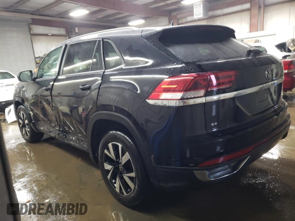 2022 Volkswagen Atlas SE with VIN 1V2LC2CA1NC204315, listed as a Copart auction lot 87311904 with 33,766 mi miles and Salvage title. Bid and sale history available at DreamBid. Image 2.
