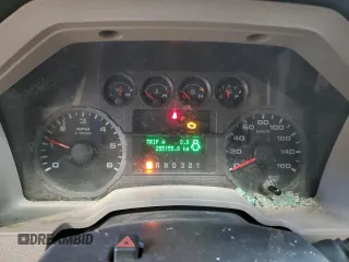 2009 Ford F-350 XL с VIN 1FTWF31589EA02471, выставлен на аукционе Copart как лот 42754885 с пробегом 255 155 миль миль и На запчасти • Non repairable. История ставок и продаж доступна на DreamBid. Изображение 9.