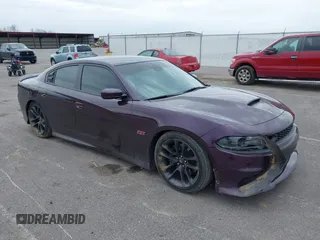 2020 Dodge Charger Scat Pack Widebody z VIN 2C3CDXGJ2LH234766, wystawiony jako IAAI lot #42005227 z przebiegiem 32 550 mil mil oraz . Historia ofert i sprzedaży dostępna na DreamBid. Obrazek 1.