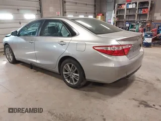 2015 Toyota Camry XLE with VIN 4T1BF1FK9FU072205, listed as a IAAI auction lot 42061915 with 117,807 mi miles. Bid and sale history available at carsss.com. Image 3.