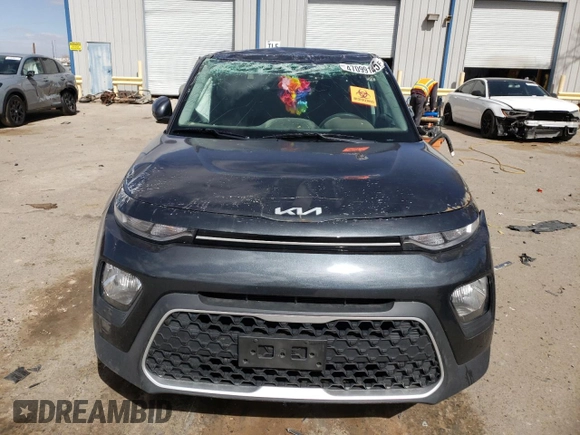 2022 Kia Soul LX with VIN KNDJ23AU8N7801887, listed as a Copart auction lot 47099145 with 22,684 mi miles and Salvage Title. Bid and sale history available at carsss.com. Image 5.