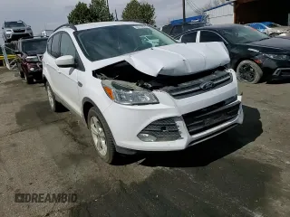 2016 Ford Escape SE с VIN 1FMCU9G90GUB99219, выставлен на аукционе Copart как лот 48174435 с пробегом 116 303 миль миль и Списание • Salvage title. История ставок и продаж доступна на DreamBid. Изображение 12.