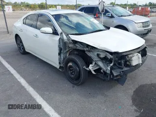 2014 Nissan Maxima 3.5 SV w/Premium Pkg with VIN 1N4AA5AP6EC493995, listed as a IAAI auction lot 40718182 with 135,985 mi miles. Bid and sale history available at carsss.com. Image 1.