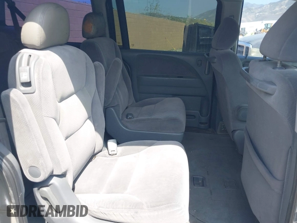 2006 Honda Odyssey LX with VIN 5FNRL38216B123807, listed as a IAAI auction lot 42093313 with 182,783 mi miles. Bid and sale history available at carsss.com. Image 8.