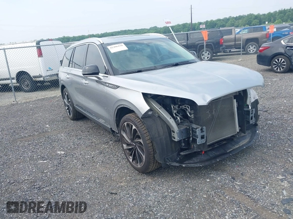 2020 Lincoln Aviator Reserve with VIN 5LM5J7XC8LGL32204, listed as a IAAI auction lot 42406158 with 83,227 mi miles and . Bid and sale history available at DreamBid. Image 1.