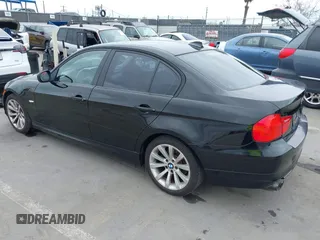 2011 BMW 3 Series 328i with VIN WBAPH7C50BE683442, listed as a IAAI auction lot 42203592 with 82,113 mi miles and . Bid and sale history available at carsss.com. Image 3.