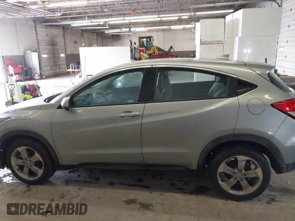 2021 Honda HR-V LX with VIN 3CZRU6H33MM746713, listed as a IAAI auction lot 41973303 with 56,476 mi miles. Bid and sale history available at carsss.com. Image 15.
