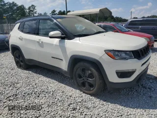 2018 Jeep Compass Latitude with VIN 3C4NJCBB9JT486816, listed as a Copart auction lot 64069555 with 62,183 mi miles and Clean title. Bid and sale history available at DreamBid. Image 4.
