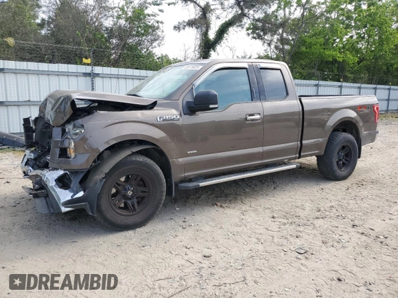 2016 Ford F-150 XLT with VIN 1FTFX1EG2GFB17717, listed as a Copart auction lot 55575825 with 122,867 mi miles and Salvage title. Bid and sale history available at DreamBid. Image 1.