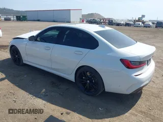 2019 BMW 3 Series 330i xDrive with VIN WBA5R7C52KAJ82760, listed as a IAAI auction lot 42485304 with 43,298 mi miles and . Bid and sale history available at DreamBid. Image 3.
