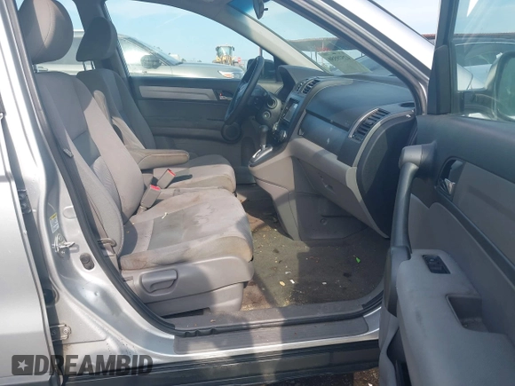 2010 Honda CR-V LX with VIN 3CZRE3H38AG704821, listed as a IAAI auction lot 42579550 with 269,511 mi miles and . Bid and sale history available at DreamBid. Image 5.
