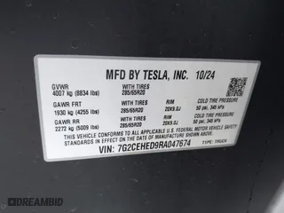 2024 Tesla Cybertruck with VIN 7G2CEHED9RA047674, listed as a IAAI auction lot 41118625 with 1,323 mi miles. Bid and sale history available at carsss.com. Image 9.