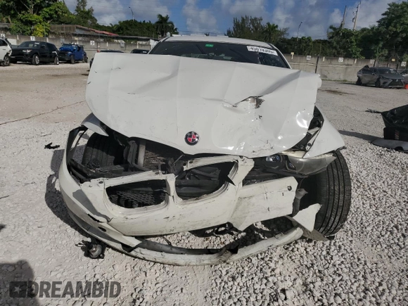 2011 BMW 3 Series 328i with VIN WBAPH7G54BNN06015, listed as a Copart auction lot 45019305 with 0 mi miles and Salvage Title. Bid and sale history available at carsss.com. Image 5.