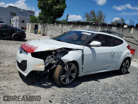 2013 Hyundai Veloster w/Gray Int with VIN KMHTC6AD1DU166305, listed as a Copart auction lot 60371385 with 88,101 mi miles and Salvage title. Bid and sale history available at DreamBid. Image 1.