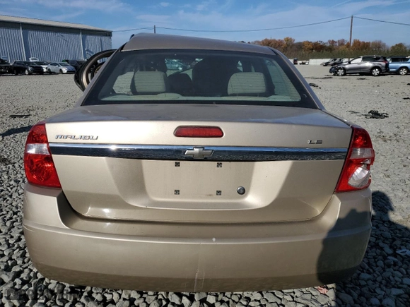 2008 Chevrolet Malibu Classic LS w/1FL with VIN 1G1ZS58F28F131424, listed as a Copart auction lot 82235414 with 141,551 mi miles and Salvage Title. Bid and sale history available at carsss.com. Image 6.