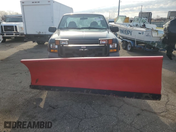 2005 Ford F-250 XL with VIN 1FTNF21535ED28632, listed as a Copart auction lot 47777775 with 136,555 mi miles and Clean title. Bid and sale history available at DreamBid. Image 5.