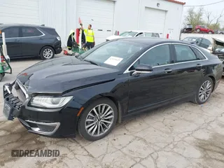 2017 Lincoln MKZ Hybrid Premiere z VIN 3LN6L5KU6HR622317, wystawiony jako IAAI lot #42124629 z przebiegiem 62 674 mil mil oraz . Historia ofert i sprzedaży dostępna na DreamBid. Obrazek 18.