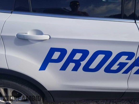 2017 Ford Escape SE z VIN 1FMCU0GD4HUC98854, wystawiony jako IAAI lot #42558269 z przebiegiem 62 975 mil mil oraz . Historia ofert i sprzedaży dostępna na DreamBid. Obrazek 28.