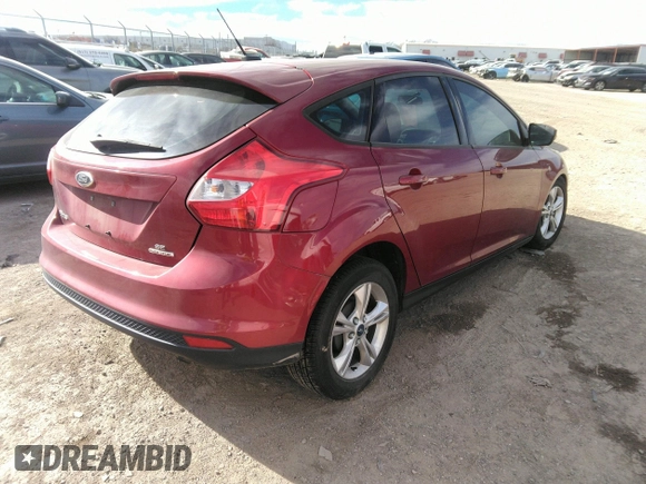 2013 Ford Focus SE with VIN 1FADP3K22DL209635, listed as a IAAI auction lot 35527377 with 91,180 mi miles. Bid and sale history available at carsss.com. Image 4.