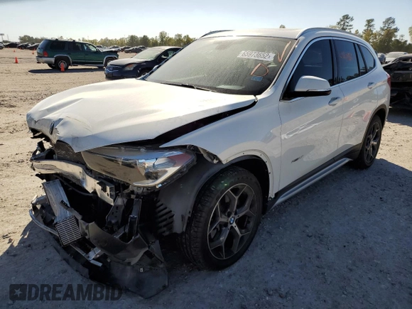 2018 BMW X1 xDrive28i with VIN WBXHT3C39J5K26126, listed as a Copart auction lot 65973652 with 44,059 mi miles. Bid and sale history available at carsss.com. Image 2.