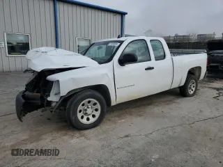 2007 Chevrolet Silverado 1500 LT w/1LT with VIN 2GCEC19C571622091, listed as a Copart auction lot 87400834 with 111,521 mi miles and Salvage Title. Bid and sale history available at carsss.com. Image 1.