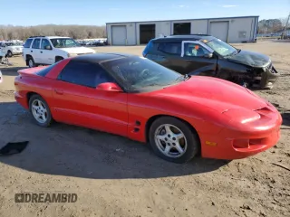 1998 Pontiac Firebird with VIN 2G2FS22KXW2227724, listed as a Copart auction lot 88594935 with 113,758 mi miles and Clean Title. Bid and sale history available at carsss.com. Image 4.