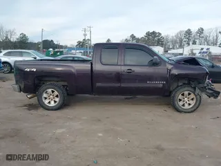 2009 Chevrolet Silverado 1500 LTZ with VIN 1GCEK39J09Z200009, listed as a IAAI auction lot 41414164 with 192,030 mi miles. Bid and sale history available at carsss.com. Image 13.
