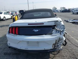 2020 Ford Mustang EcoBoost z VIN 1FATP8UH0L5134222, wystawiony jako IAAI lot #41477417 z przebiegiem 40 698 mil mil oraz . Historia ofert i sprzedaży dostępna na DreamBid. Obrazek 17.
