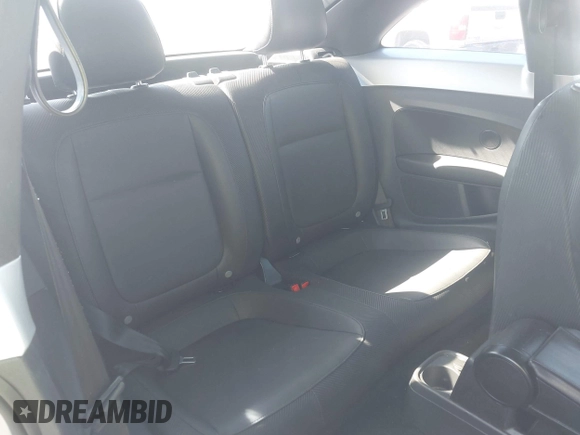2014 Volkswagen Beetle 2.5L w/Sun with VIN 3VWJP7AT7EM633386, listed as a IAAI auction lot 42060290 with 273,374 mi miles and . Bid and sale history available at DreamBid. Image 8.