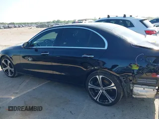 2023 Mercedes-Benz C 300 с VIN W1KAF4GB5PR139666, выставлен на аукционе IAAI как лот 42067291 с пробегом 23 609 миль миль и . История ставок и продаж доступна на DreamBid. Изображение 14.