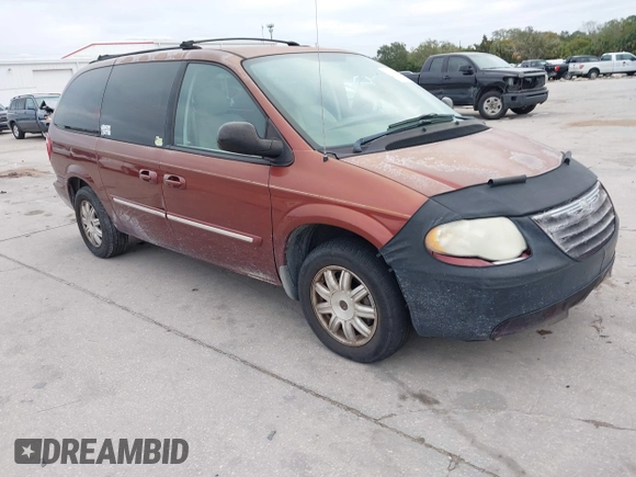 2007 Chrysler Town & Country LWB Touring with VIN 2A4GP54L97R294178, listed as a IAAI auction lot 41326629 with 251,055 mi miles. Bid and sale history available at carsss.com. Image 1.