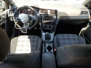 2017 Volkswagen GTI S z VIN 3VW547AU7HM070475, wystawiony jako Copart lot #59544535 z przebiegiem 117 448 mil mil oraz Szkoda całkowita • Salvage title. Historia ofert i sprzedaży dostępna na DreamBid. Obrazek 8.