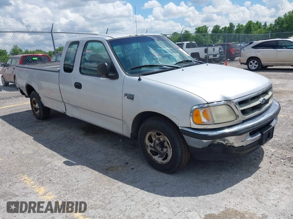 1998 Ford F-150 with VIN 1FTZX1767WNB79135, listed as a IAAI auction lot 42251761 with 221,839 mi miles and . Bid and sale history available at DreamBid. Image 1.