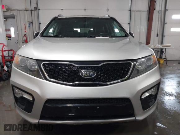 2013 Kia Sorento SX with VIN 5XYKWDA23DG375072, listed as a IAAI auction lot 41259538 with 147,871 mi miles. Bid and sale history available at carsss.com. Image 13.