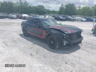 2014 Ford Mustang V6 с VIN 1ZVBP8AM9E5325001, выставлен на аукционе IAAI как лот 42275599 с пробегом 119 175 миль миль и . История ставок и продаж доступна на DreamBid. Изображение 1.