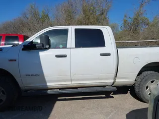 2020 Ram 2500 Tradesman with VIN 3C6UR5CJ3LG187945, listed as a IAAI auction lot 41756210 with 138,493 mi miles. Bid and sale history available at carsss.com. Image 14.